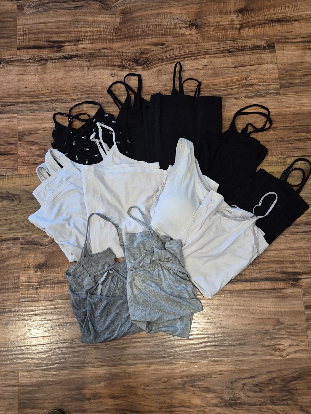 💙 11 Pc Bundle - Assorted Tank Top Camisole Bundle - Black, White, Gray